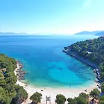 Vassilis Fiscardo Kefalonia *