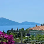 Vassilis Fiscardo Kefalonia Katsaráta