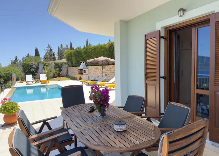 Vassilis Fiscardo Kefalonia Villa *